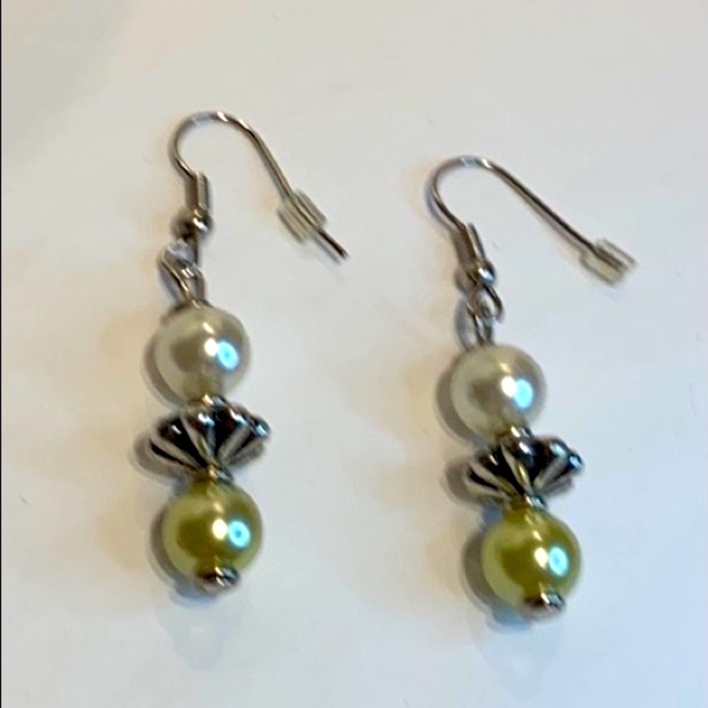 🆕 Handcrafted  Pearl Earrings !!!! NEW!!!